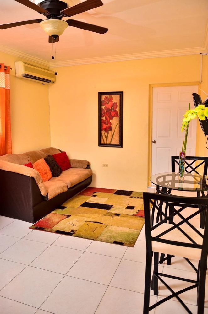 Kingston Sunset Guest Apartment I Екстериор снимка
