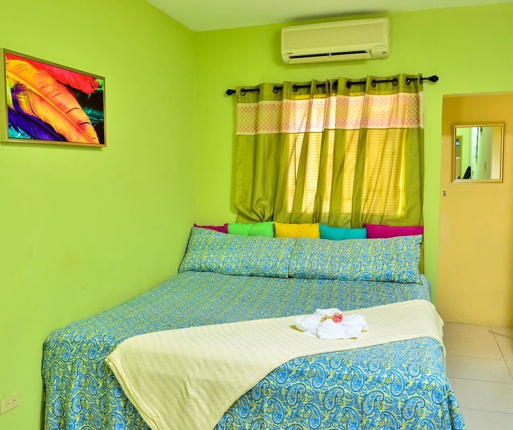 Kingston Sunset Guest Apartment I Екстериор снимка