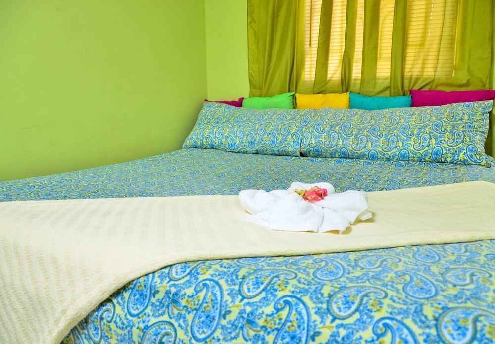 Kingston Sunset Guest Apartment I Екстериор снимка